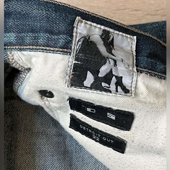 Rick Owens DRKSHDW Distressed Detroit Cut Jeans - Picture 5 of 12